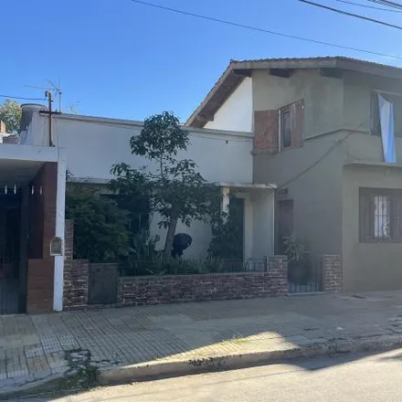 Buy this studio house on Castelli 2237 in Martínez Oeste, Martínez