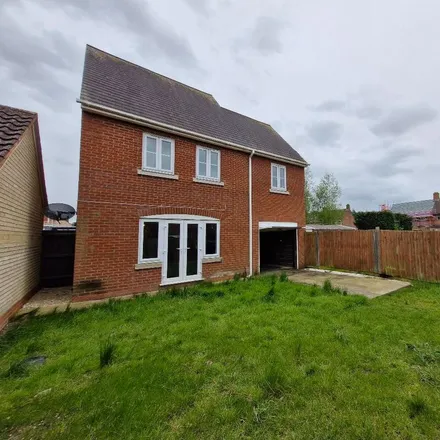 Image 9 - Sayers Crescent, Wisbech St Mary, PE13 4AS, United Kingdom - House for rent
