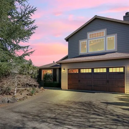 Buy this 4 bed house on 20162 Kimberly Rose Drive in Oregon City, OR 97045