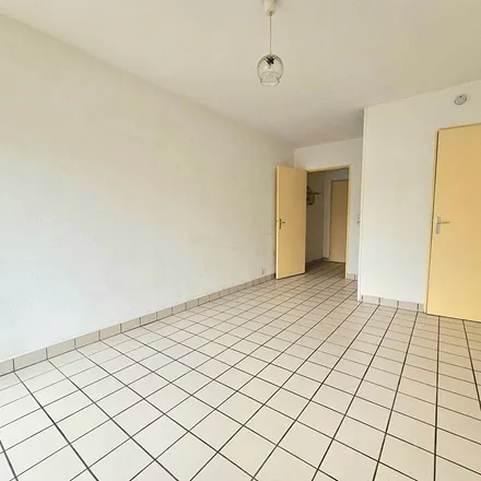 Image 1 - 7B Avenue des Landais, 63000 Clermont-Ferrand, France - Apartment for rent
