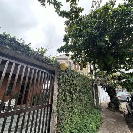 Buy this 3 bed house on Rua José Gonçalves da Mota Júnior in Boa Vista, São Vicente - SP