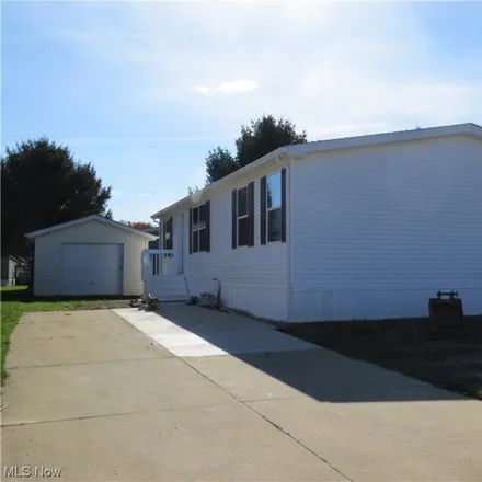 Buy this studio apartment on 1584 Bogie Lane in Lake County, OH 44077