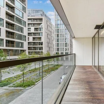 Buy this 3 bed apartment on Thomas Earle House in Londres, Great London