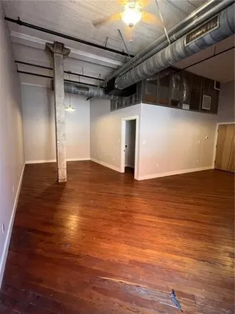 Image 3 - 127 Dauphin Street, Mobile, AL 36602, USA - Apartment for rent