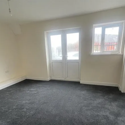 Image 3 - 36A Upper High Street, Wednesbury, WS10 7HJ, United Kingdom - Apartment for rent