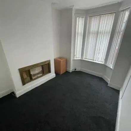 Image 3 - Seaford Road, Salford, M6 6EP, United Kingdom - Townhouse for rent