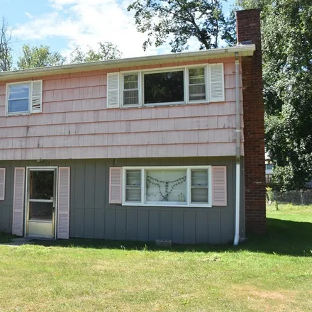 Buy this 3 bed house on 7 Nelco Avenue in Dudley, MA 01571