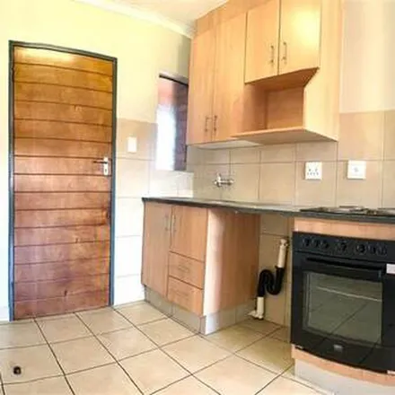 Rent this 2 bed apartment on Sumner Avenue in Kibler Park, Gauteng