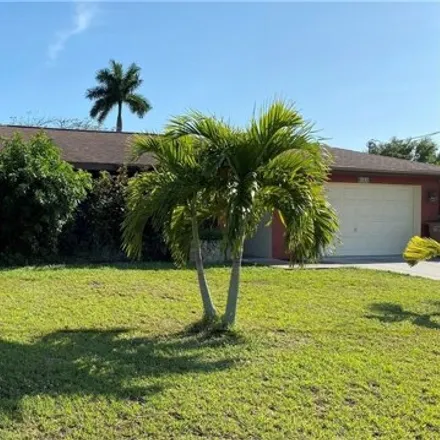 Image 3 - 880 Southeast 41st Street, Cape Coral, FL 33904, USA - House for sale