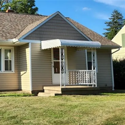 Rent this 3 bed house on 517 Evans Avenue in Akron, OH 44310