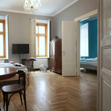 Image 2 - Budapest, Klauzál tér 5, 1072, Hungary - Apartment for rent