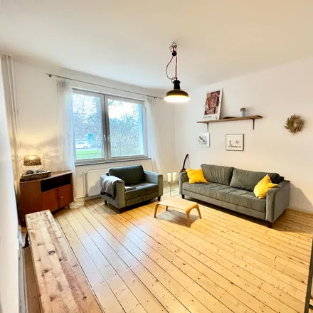 Rent this 3 bed apartment on Wenderter Straße 6A in 31157 Sarstedt, Germany