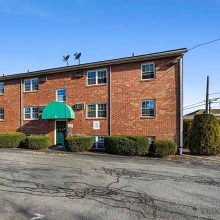 Buy this 2 bed condo on 1241 Elm Street in West Springfield, MA 01089