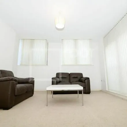 Image 4 - Holmfield Street, Bradford, BD1 2DW, United Kingdom - Room for rent