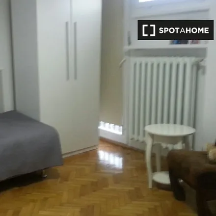 Rent this 3 bed room on Grzybowska 34 in 00-863 Warsaw, Poland
