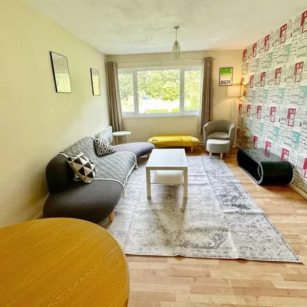 Image 2 - Malcolm Close, Nottingham, NG3 5AN, United Kingdom - Apartment for rent