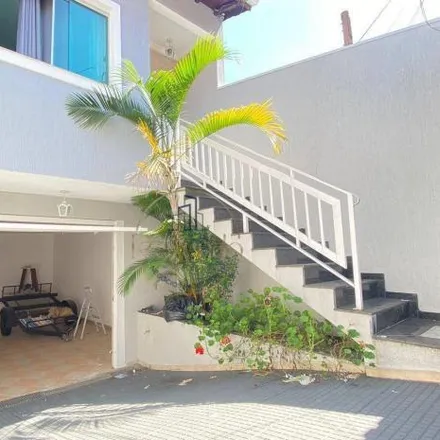 Buy this 3 bed house on Rua Sud Menucci in Vila Camilópolis, Santo André - SP