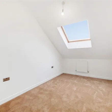 Image 4 - Lewin Terrace, London, TW14 8FE, United Kingdom - Apartment for rent