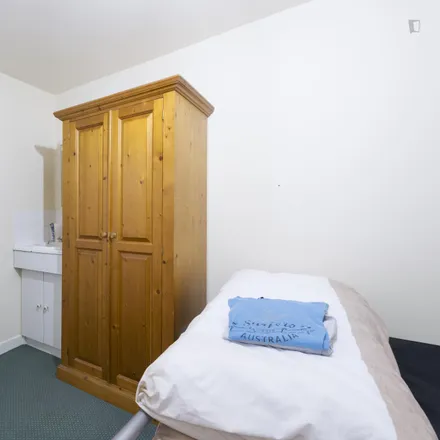 Image 2 - 1;3;5 Barrique Road, Nottingham, NG7 2RP, United Kingdom - Room for rent