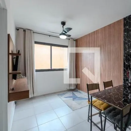 Rent this 2 bed apartment on Travessa Noschese in República, Região Geográfica Intermediária de São Paulo - SP