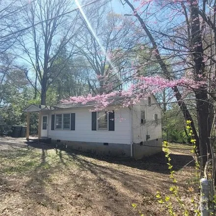 Buy this 2 bed house on 1001 South Church Street in Gastonia, NC 28054