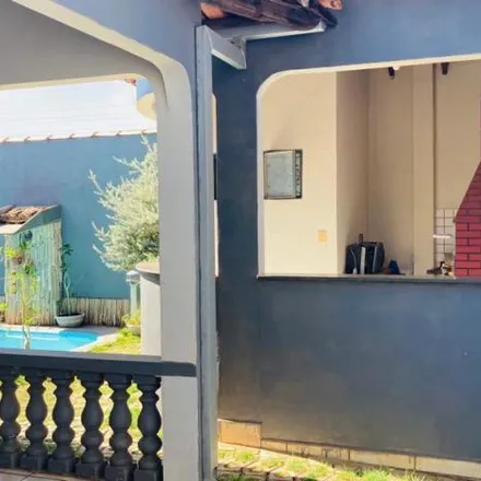 Buy this 2 bed house on Cacau Show in Avenida Tuiuiu, Morada da Serra