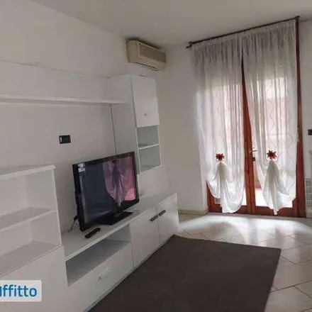 Image 3 - Via Montello, 20812 Limbiate MB, Italy - Apartment for rent
