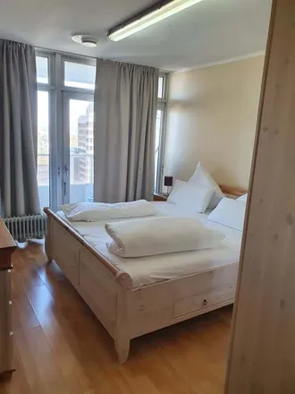 Rent this 2 bed apartment on Home of Falafel in Luxemburger Straße, 50939 Cologne