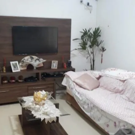 Buy this 4 bed house on Rua Graciliano Ramos in Vila Scarpelli, Santo André - SP