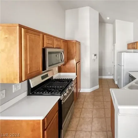Image 6 - 3468 Robust Robin Place, North Las Vegas, NV 89084, USA - House for sale