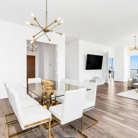 Image 2 - Eau du Soleil, 2183 Lake Shore Boulevard West, Toronto, ON M8V 1A2, Canada - Apartment for rent