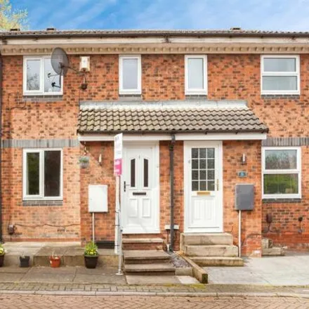 Buy this 2 bed townhouse on 7 Woodbridge Close in Wakefield, WF1 4LN