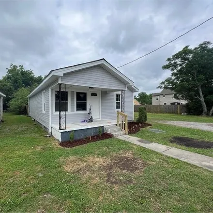 Buy this 3 bed house on 522 Kissimmee Avenue in Suffolk, VA 23434