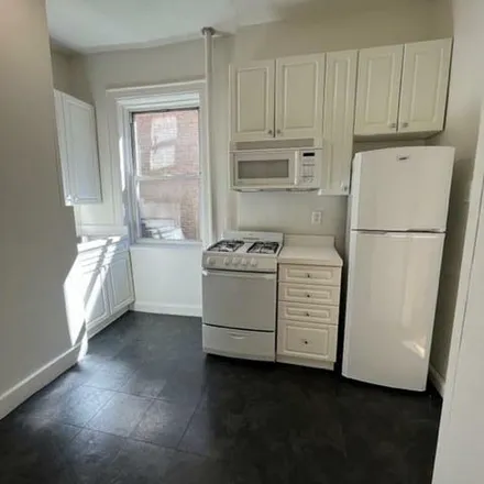 Image 4 - 101 Thompson Street, New York, NY 10012, USA - Apartment for rent