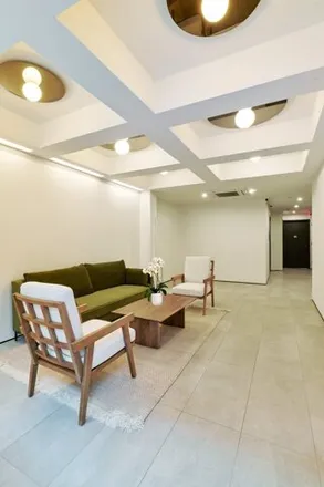 Image 7 - 323 East 53rd Street, New York, NY 10022, USA - Condo for sale