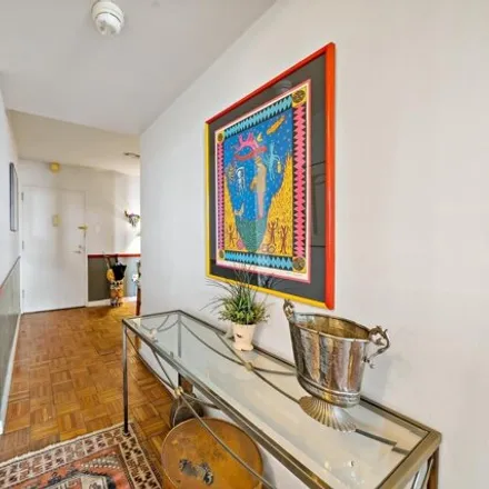 Image 4 - Hopkinson House, 604 South Washington Square, Philadelphia, PA 19106, USA - Condo for sale