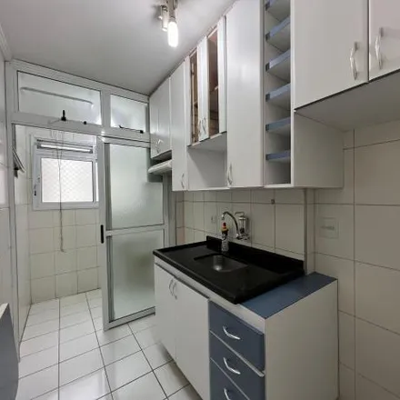 Buy this 3 bed apartment on Avenida Nossa Senhora de Assunção 960 in Rio Pequeno, São Paulo - SP