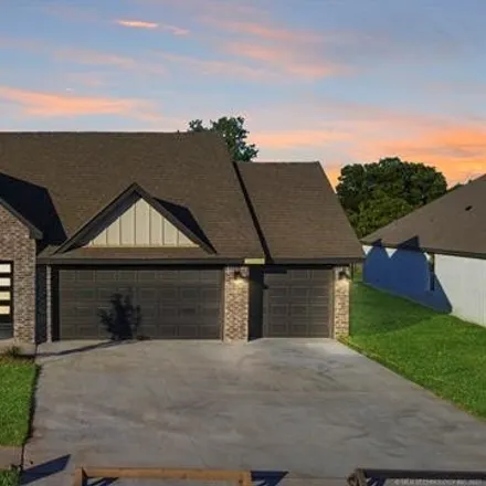 Buy this 4 bed house on 18331 154th East Avenue in Bixby, OK 74008