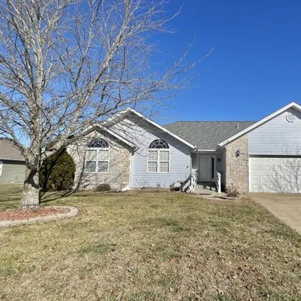 Buy this 3 bed house on 2758 University Boulevard in Mountain Grove, MO 65711