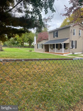 Buy this 3 bed house on 728 Lincoln Avenue in Washington Hill, Pottstown