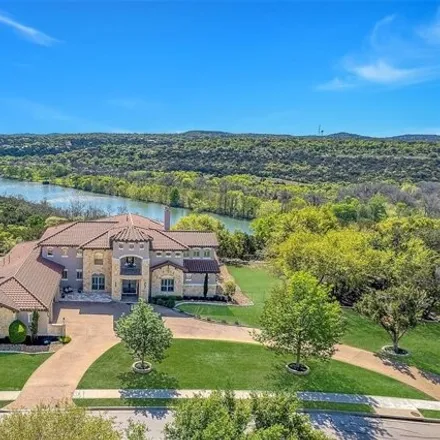 Buy this 5 bed house on 11543 Shoreview Overlook in Steiner Ranch, TX 78732