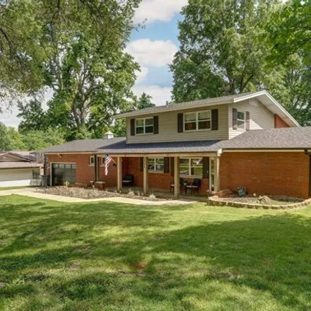 Buy this 4 bed house on 2904 E Lamonta Dr in Springfield, Missouri