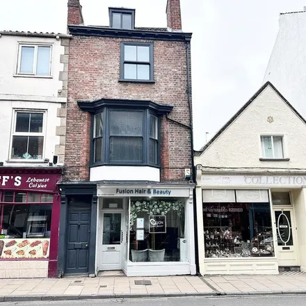 Rent this 3 bed apartment on Vape Dispensary in Gillygate, York