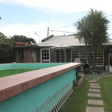 Image 2 - Calle 408, Partido de La Plata, Villa Elisa, Argentina - House for sale