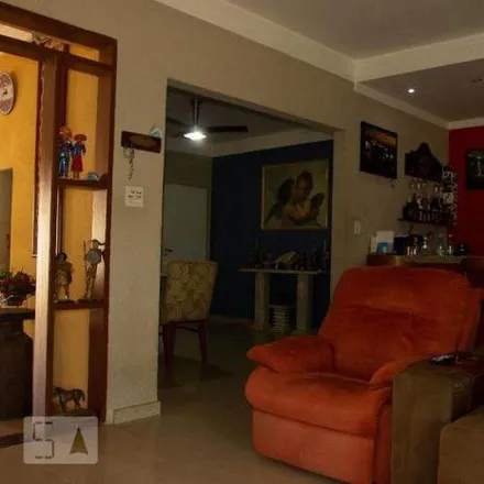 Rent this 5 bed house on Rua Fernão Lopes in Parque Taquaral, Campinas - SP