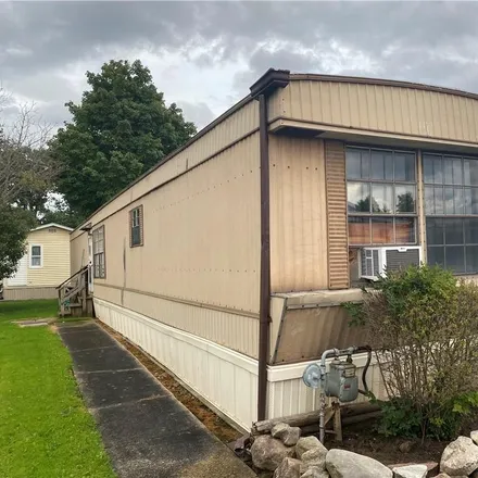 Buy this 2 bed house on 294 Fox Hunt Drive in South Lockport, NY 14094