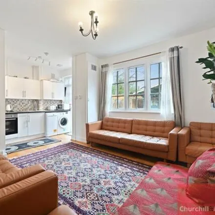 Image 3 - 114 Old Oak Common Lane, London, W3 7DN, United Kingdom - House for sale