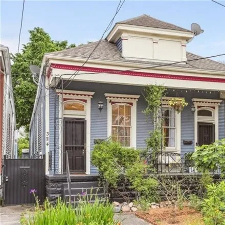 Buy this 4 bed house on 324 South Cortez Street in New Orleans, LA 70119