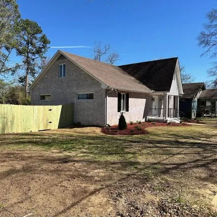 Image 8 - Episcopal Church of the Good Shephard, Claiborne Street, Terry, MS 39170, USA - House for sale