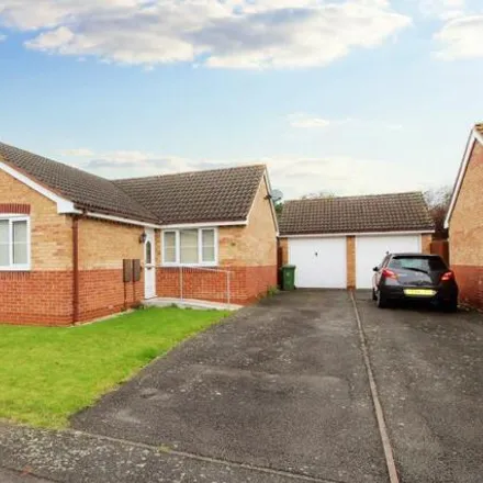 Buy this 3 bed house on Lyncroft Leys in Scraptoft, LE7 9UW